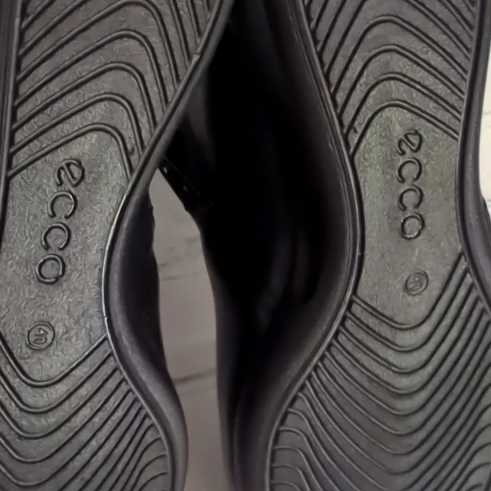 New ECCO Leather Waterproof Metropole Amsterdam Boot Size 9-9.5